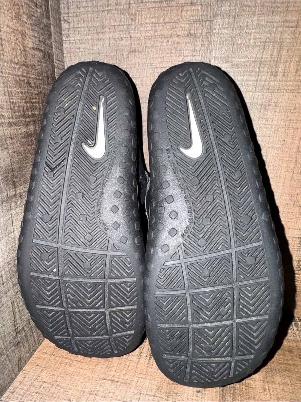 Nike Black Kids' Hook-and-Loop Sport Sandals